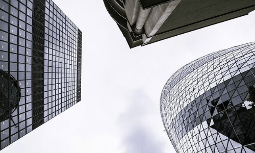 UKNE Content ABM HSBC - Leveraging Data at Scale Banking Use cases